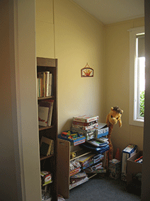 zach's room04