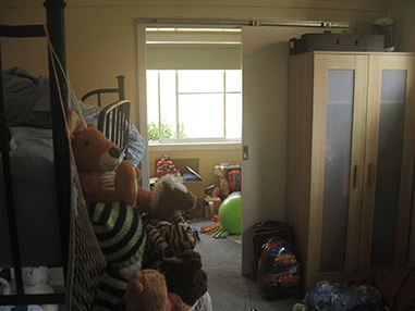zach's room06